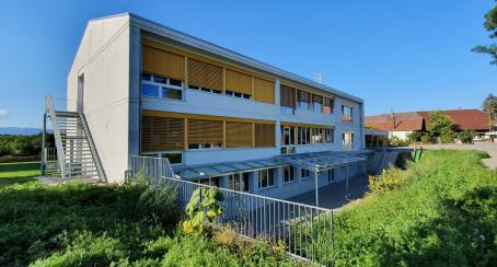 Schulhaus, Eggenweg 5, Radelfingen